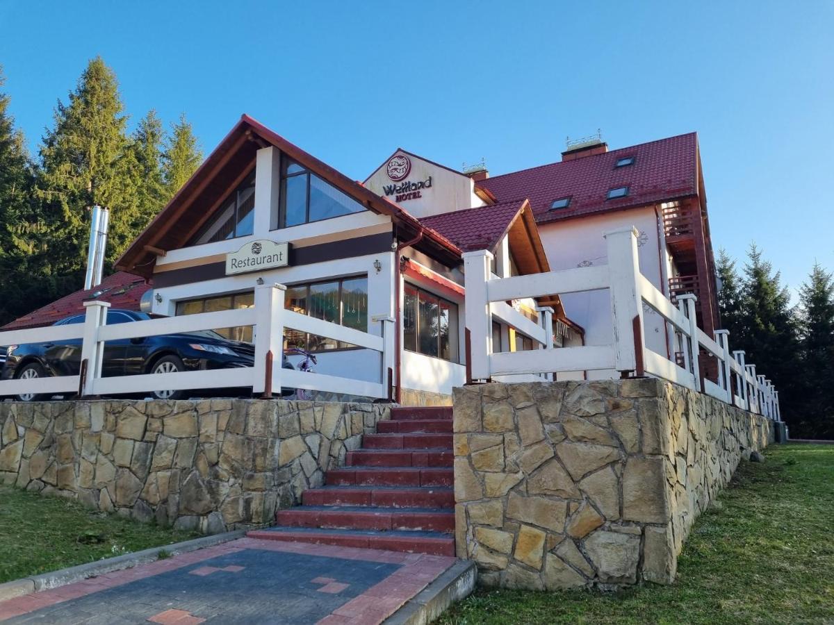 Wellland Hotel Γιαρέμτσε Εξωτερικό φωτογραφία