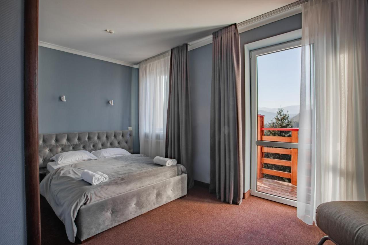 Wellland Hotel Γιαρέμτσε Εξωτερικό φωτογραφία